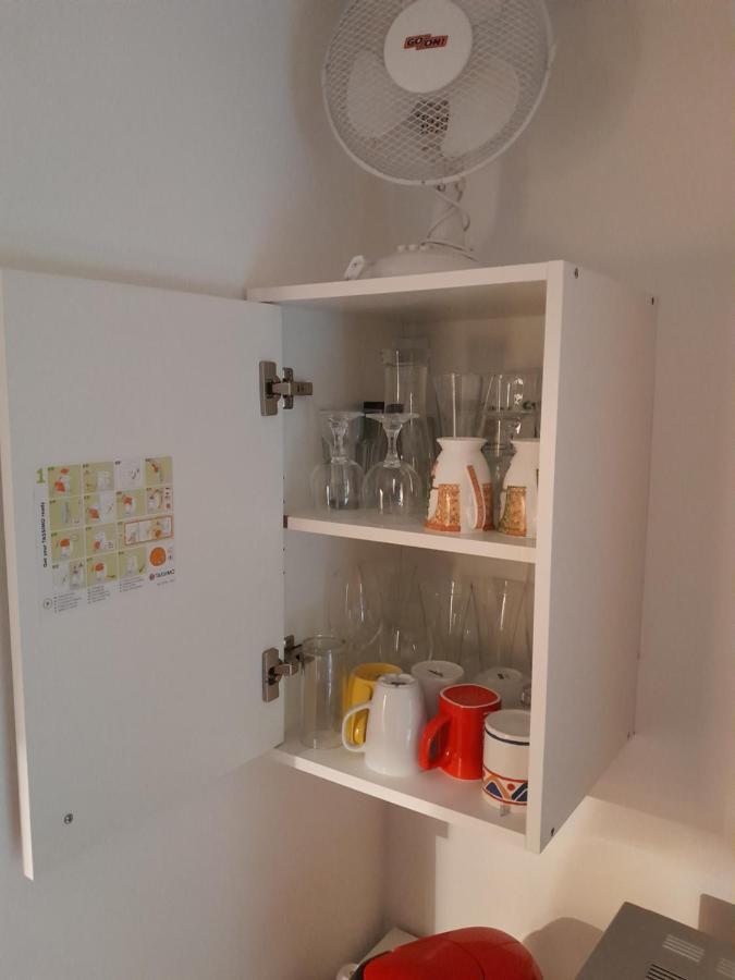 Apartment Mit Kueche Und Balkon Oder Terrasse, Ruhig Und Gut Erreichbar Piding Luaran gambar