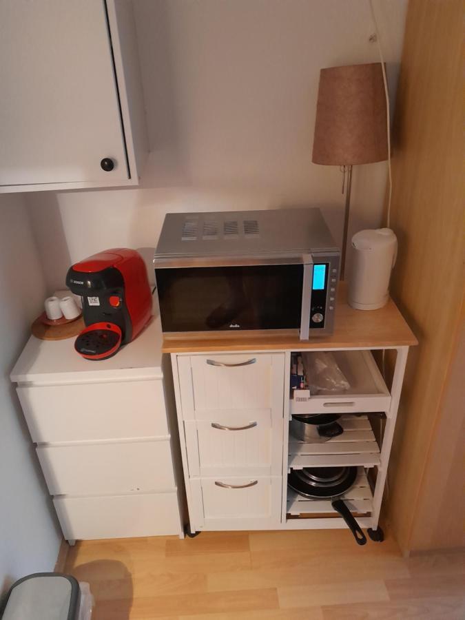 Apartment Mit Kueche Und Balkon Oder Terrasse, Ruhig Und Gut Erreichbar Piding Luaran gambar