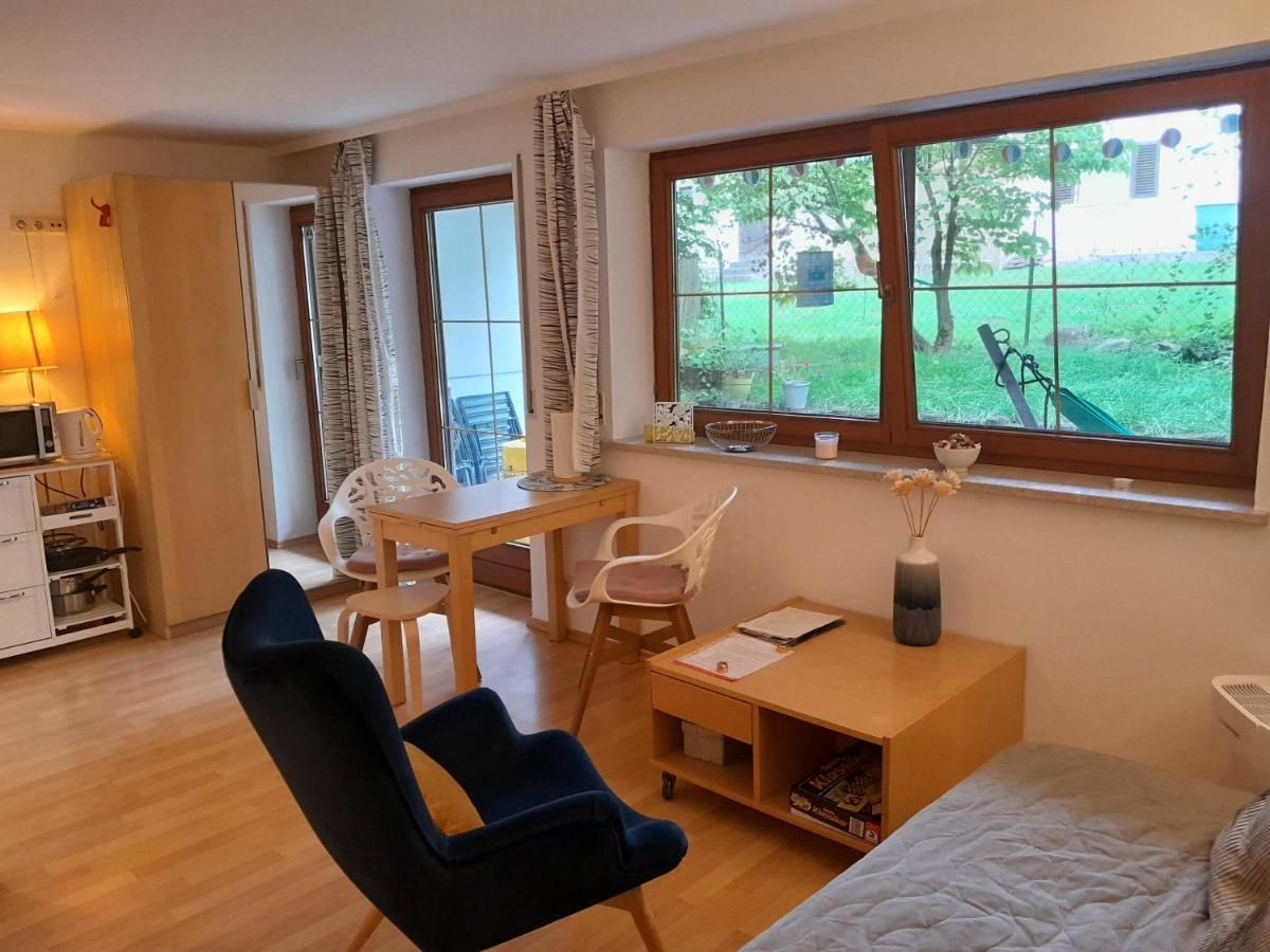 Apartment Mit Kueche Und Balkon Oder Terrasse, Ruhig Und Gut Erreichbar Piding Luaran gambar