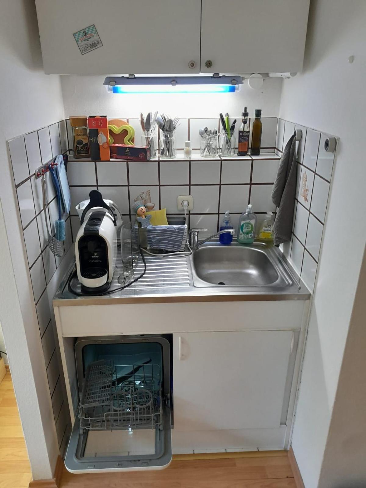Apartment Mit Kueche Und Balkon Oder Terrasse, Ruhig Und Gut Erreichbar Piding Luaran gambar